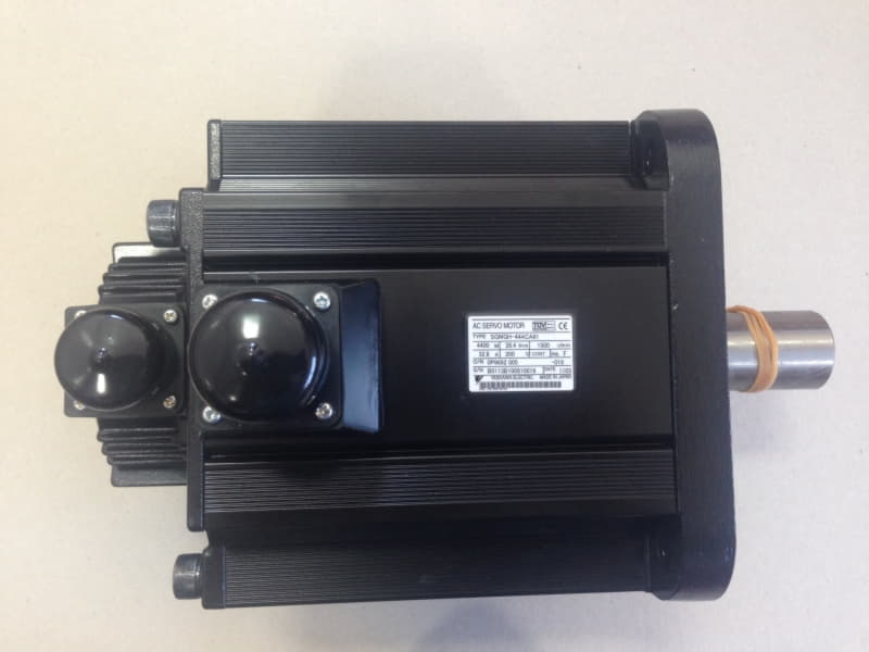 Servo Motor (Yaskawa) SGMGH-44ACA61